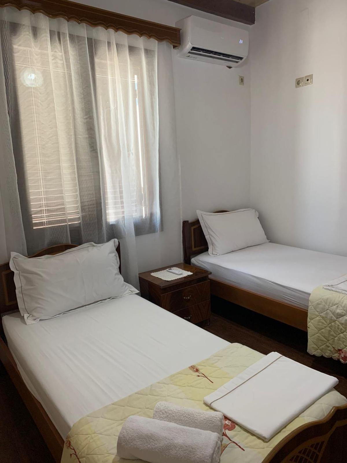 Nomad House-Entire House At Your Disposal,4 Guests Berat Esterno foto