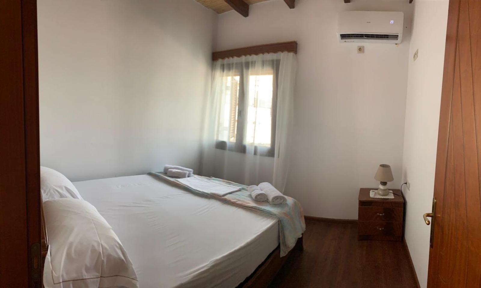 Nomad House-Entire House At Your Disposal,4 Guests Berat Esterno foto
