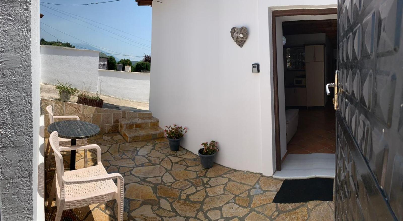Nomad House-Entire House At Your Disposal,4 Guests Berat Esterno foto