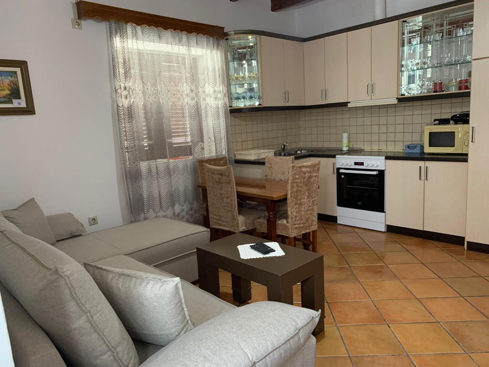 Nomad House-Entire House At Your Disposal,4 Guests Berat Esterno foto