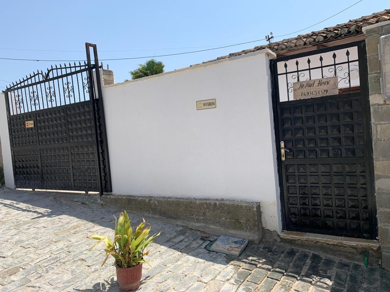 Nomad House-Entire House At Your Disposal,4 Guests Berat Esterno foto